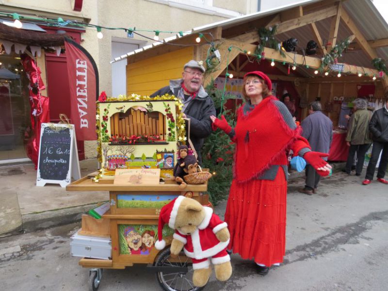 Un 21ème marché de Noêl festif et attractif le weekend prochain Thénezay Site officiel de